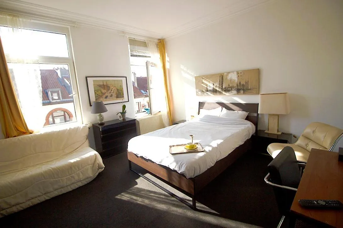 Handy Studio Close To Zaventem Airport contacts