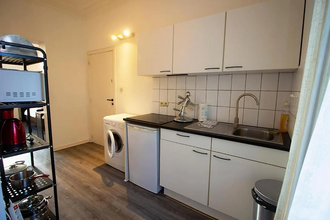 Handy Studio Close To Zaventem Airport Brussels Apartment